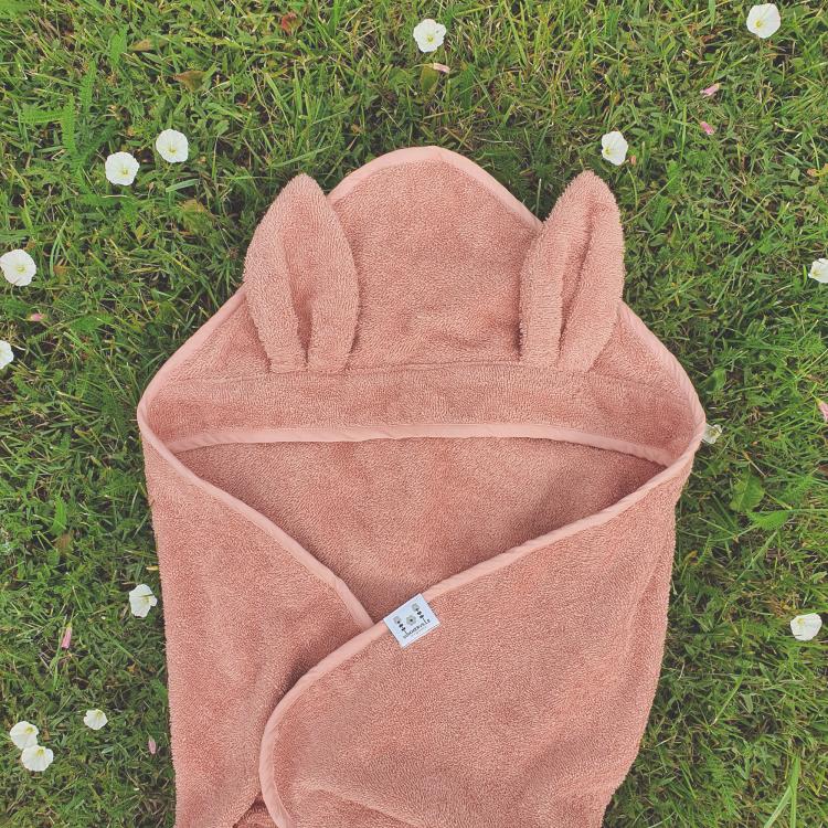 Summerville Organic - Badeslag med hætte i farven Misty Rose / støvet rosa - detalje